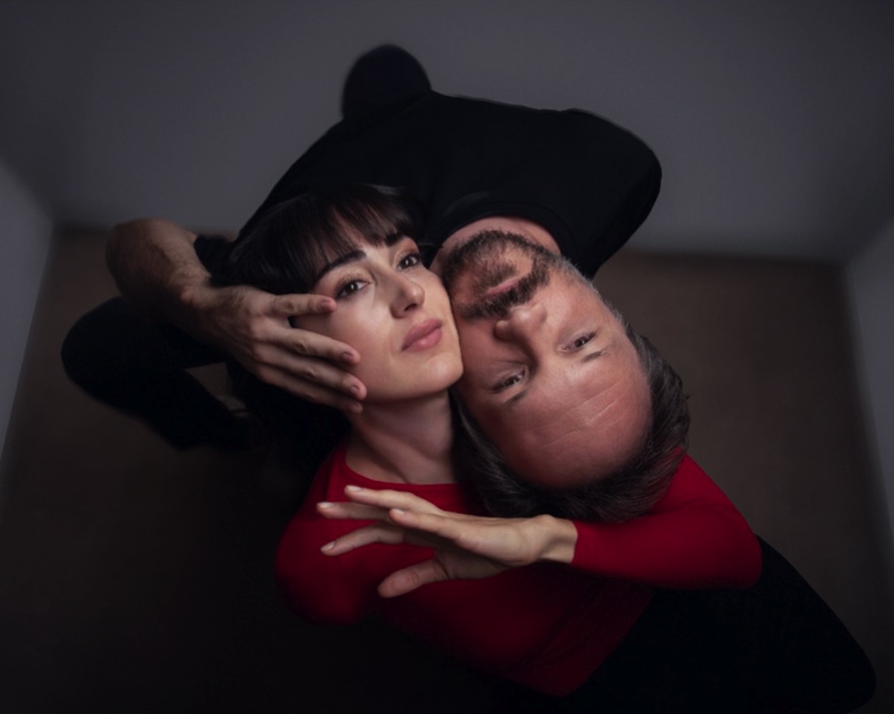 Dünyanın en çok sahnelenen oyunlarından biri olan Henrik Ibsen’in en ünlü oyunu Nora Bir Bebek Evi, Ankara'da!